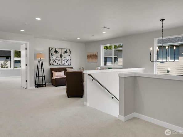 16614 63rd Avenue W A, Lynnwood WA 98037