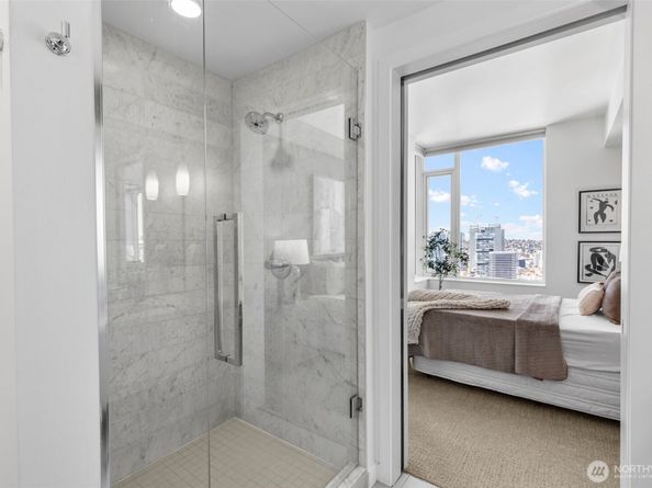 1321 Seneca Street 1507, Seattle WA 98101
