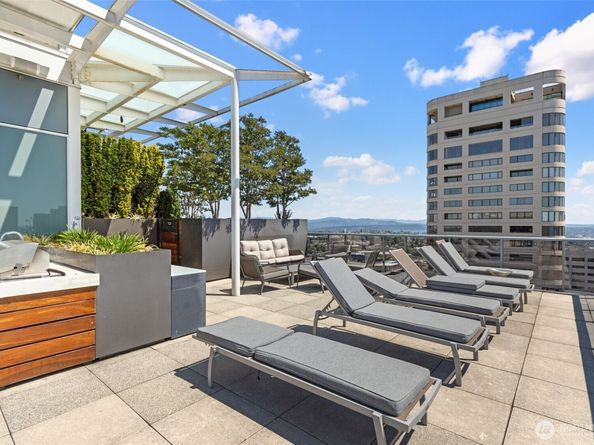 1321 Seneca Street 1507, Seattle WA 98101