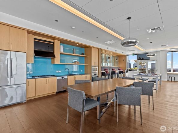 1321 Seneca Street 1507, Seattle WA 98101