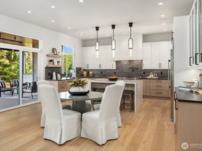 2526 35th Avenue W, Seattle WA 98199