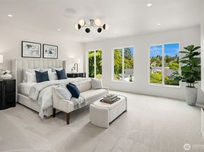 2526 35th Avenue W, Seattle WA 98199