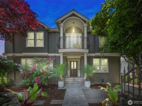 3505 43rd Avenue W, Seattle WA 98199