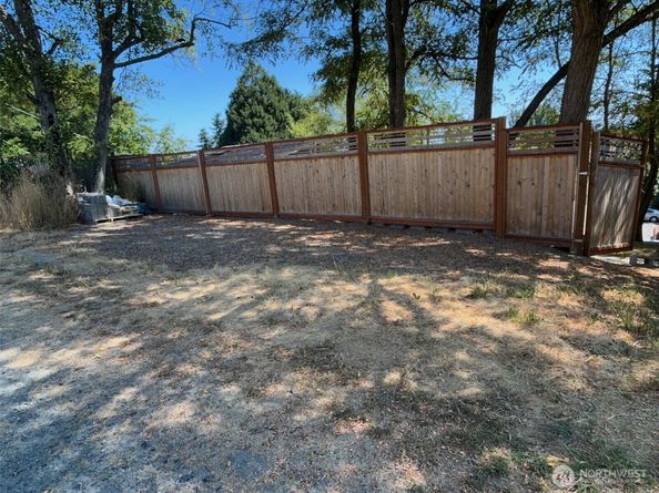7353 29th Avenue SW, Seattle WA 98126