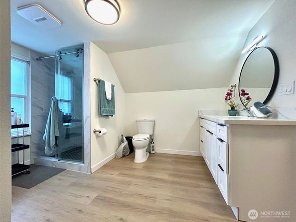 7353 29th Avenue SW, Seattle WA 98126