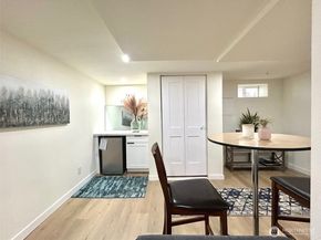 7353 29th Avenue SW, Seattle WA 98126