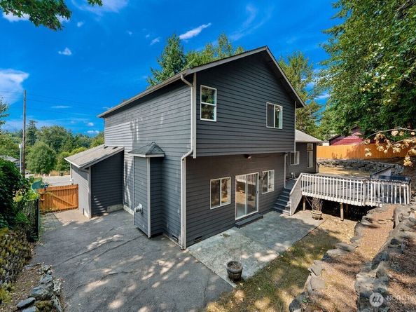 22528 100th Avenue SE, Kent WA 98031