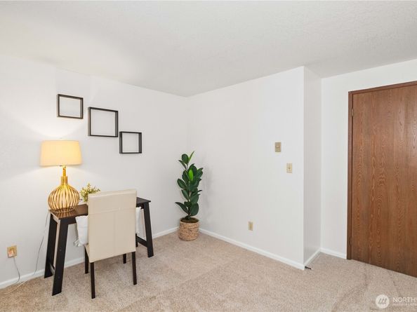 200 Mt Park Boulevard SW A204, Issaquah WA 98027