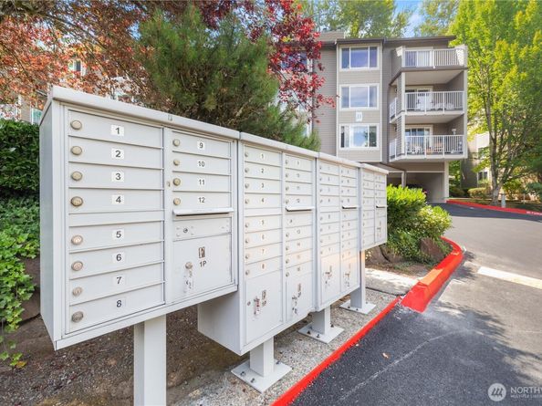 200 Mt Park Boulevard SW A204, Issaquah WA 98027