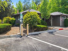 200 Mt Park Boulevard SW A204, Issaquah WA 98027