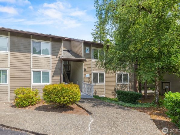200 Mt Park Boulevard SW A204, Issaquah WA 98027