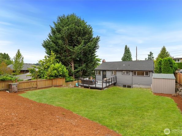 4130 Palatine Avenue N, Seattle WA 98103