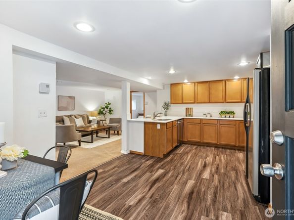 4130 Palatine Avenue N, Seattle WA 98103