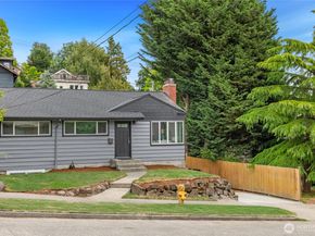4130 Palatine Avenue N, Seattle WA 98103