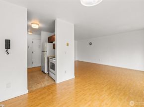 15142 65th Avenue S 314, Tukwila WA 98188