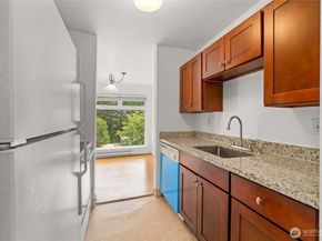15142 65th Avenue S 314, Tukwila WA 98188