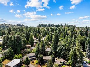 14905 SE 46th Place, Bellevue WA 98006