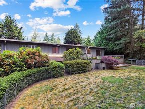 14905 SE 46th Place, Bellevue WA 98006