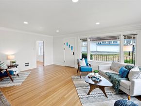 1000 Bridgeview Lane, Bremerton WA 98337