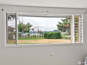 1000 Bridgeview Lane, Bremerton WA 98337