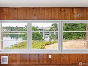 1000 Bridgeview Lane, Bremerton WA 98337