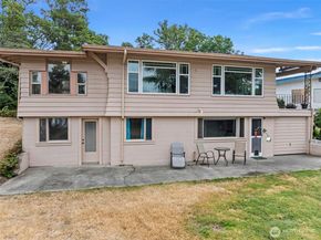 1000 Bridgeview Lane, Bremerton WA 98337