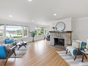 1000 Bridgeview Lane, Bremerton WA 98337