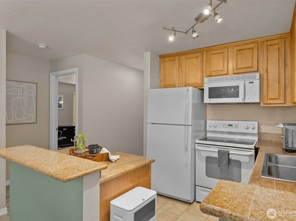 20318 Bothell Everett Hwy A101, Bothell WA 98012