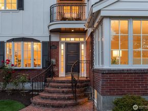 1915 35th Avenue W, Seattle WA 98199