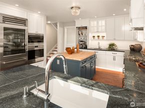 1915 35th Avenue W, Seattle WA 98199