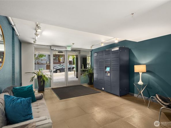 2015 Terry Avenue 313, Seattle WA 98121