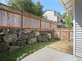2711 SE 10th Street 1099, Renton WA 98058