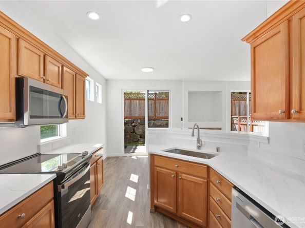 2711 SE 10th Street 1099, Renton WA 98058