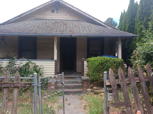 5605 25th Avenue SW, Seattle WA 98106