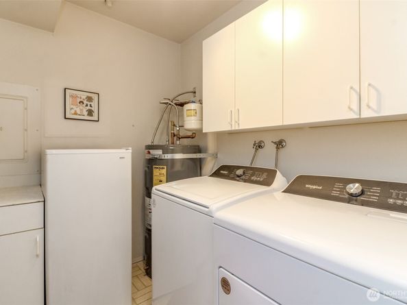 28313 Redondo Way S 304, Des Moines WA 98198