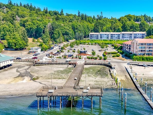 28313 Redondo Way S 304, Des Moines WA 98198