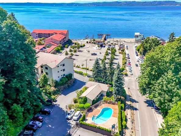 28313 Redondo Way S 304, Des Moines WA 98198