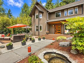12168 Viewcrest Place NE, Bainbridge Island WA 98110
