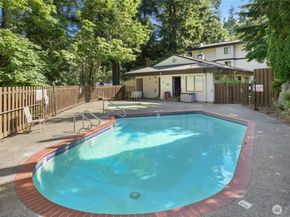 12742 NE 116th Lane J23, Kirkland WA 98034
