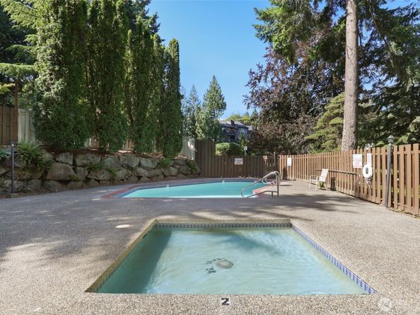 12742 NE 116th Lane J23, Kirkland WA 98034