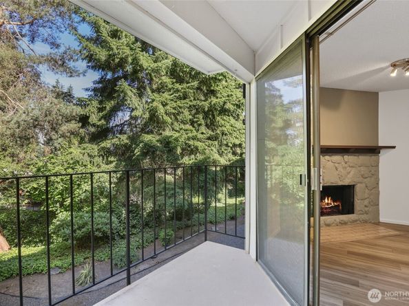 12742 NE 116th Lane J23, Kirkland WA 98034