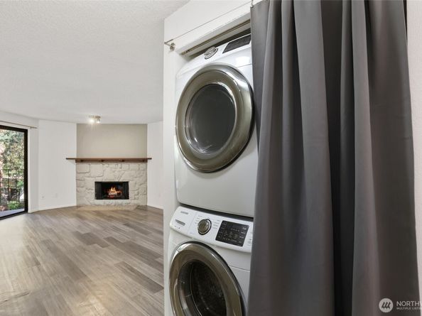 12742 NE 116th Lane J23, Kirkland WA 98034