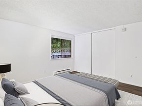12742 NE 116th Lane J23, Kirkland WA 98034