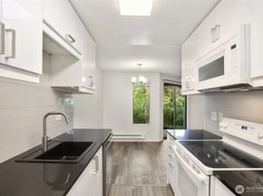 12742 NE 116th Lane J23, Kirkland WA 98034
