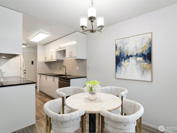 12742 NE 116th Lane J23, Kirkland WA 98034