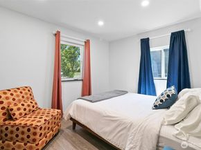 2117 NE 6th Place, Renton WA 98056