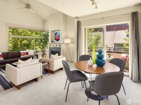 2035 Eastlake Avenue E 301, Seattle WA 98102