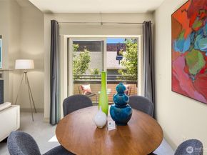 2035 Eastlake Avenue E 301, Seattle WA 98102