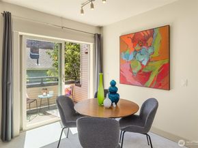 2035 Eastlake Avenue E 301, Seattle WA 98102