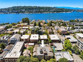 2035 Eastlake Avenue E 301, Seattle WA 98102